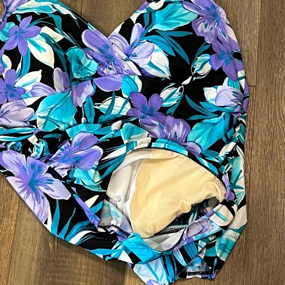 TRIMSHAPER Womens 22W Slimming Tummy Control Swimsuit Tropical Floral Multicolor - Picture 6 of 9